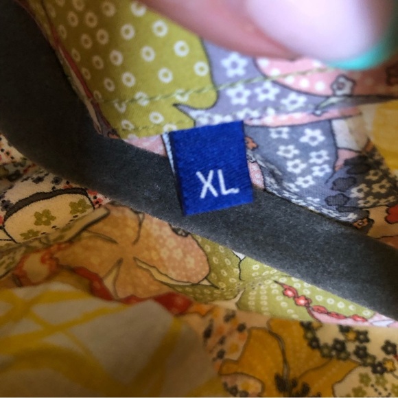 Georg Roth Los Angeles yellow Hawaiian pattern decorative floral accent short XL - Picture 7 of 10